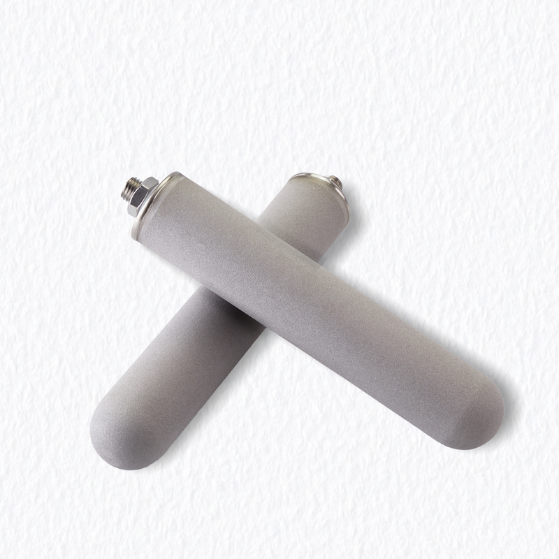 Cartucho de filtro sinterizado com haste de tit&acirc;nioCartucho de filtro de p&oacute; de tit&acirc;nio sinterizado para filtragem de l&iacute;quidos industriais